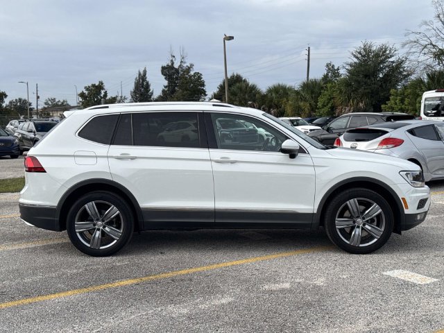 Used 2020 Volkswagen Tiguan SEL FWD image 2