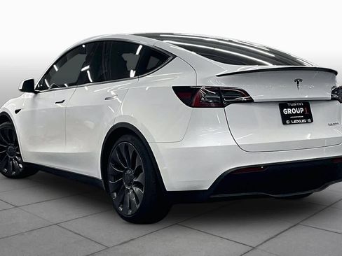 Used 2023 Tesla Model Y Performance AWD/4WD image 11