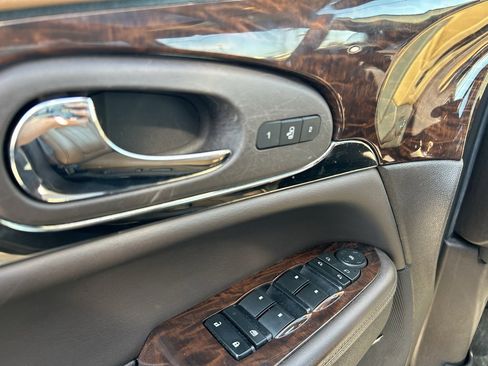 Used 2017 Buick Enclave Premium w/ Experience Buick Package image 11