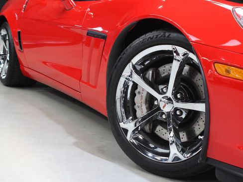 Used 2013 Chevrolet Corvette Grand Sport w/ 2LT Preferred Equipment Group image 14