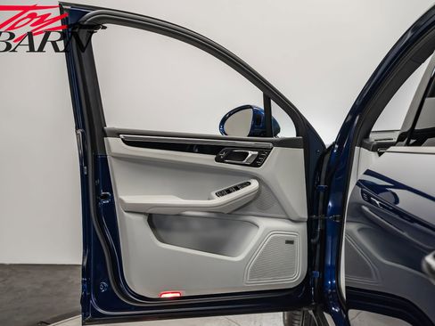 Used 2022 Porsche Macan S image 18