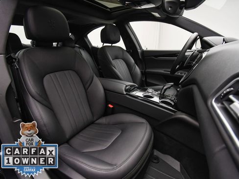 Used 2023 Maserati Ghibli Modena Q4 image 17