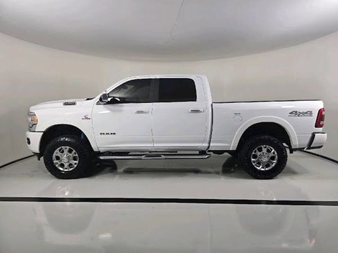 Used 2022 RAM 2500 Laramie AWD/4WD image 4