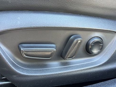 Used 2021 Toyota Camry SE image 24