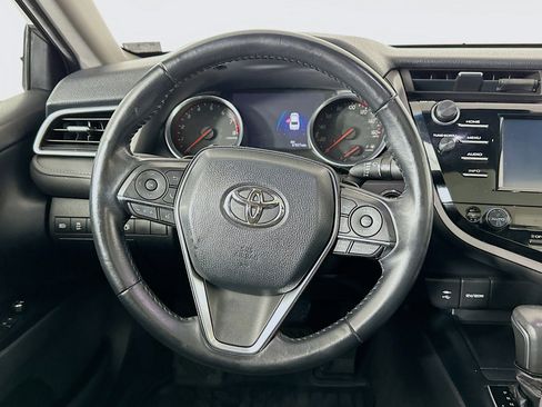 Used 2018 Toyota Camry XSE w/ Driver Assist Package image 18