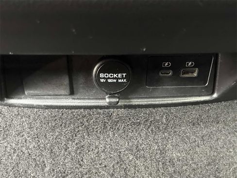 Used 2024 Nissan Armada SV w/ Cargo Package image 18