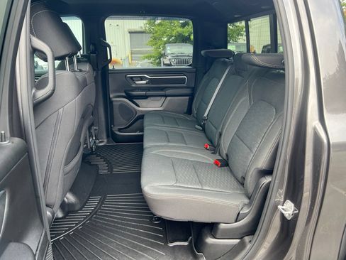 Used 2025 RAM 1500 Big Horn AWD/4WD image 10