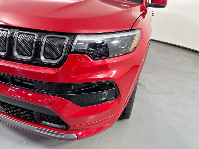 Used 2022 Jeep Compass Limited w/ (RED) Package AWD/4WD image 29