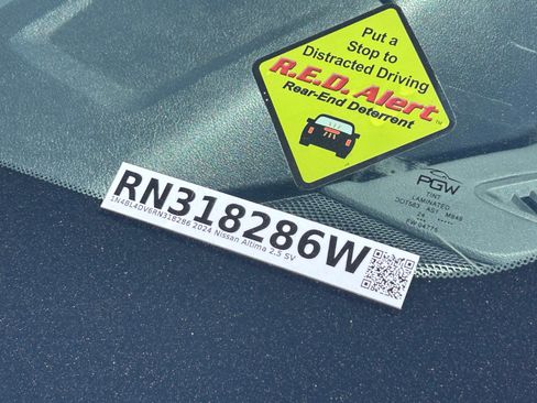 Used 2024 Nissan Altima 2.5 SV FWD image 32
