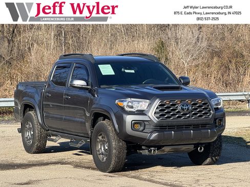 Used 2022 Toyota Tacoma 4x4 Double Cab image 1