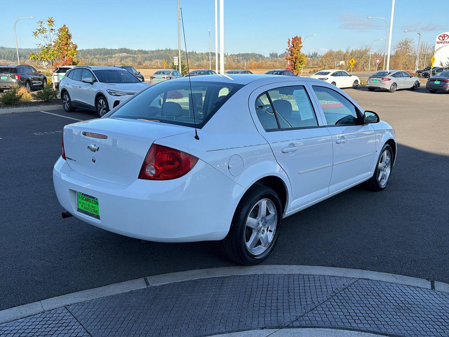 Used 2009 Chevrolet Cobalt LT w/ Preferred Equipment Group FWD image 5