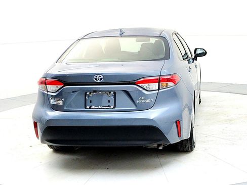 Used 2024 Toyota Corolla LE image 5