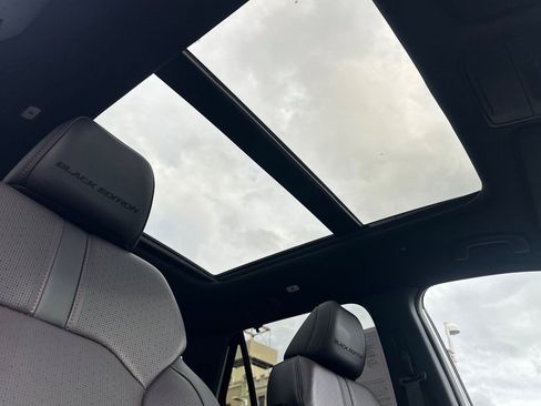 Used 2025 Honda Pilot Black Edition image 20