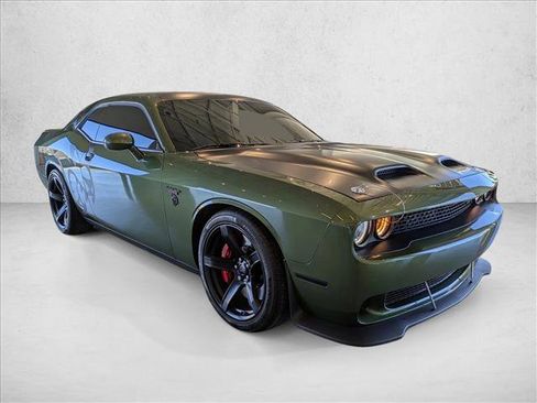 Used 2022 Dodge Challenger SRT Hellcat Redeye image 3
