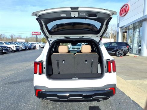 New 2026 Kia Sorento SX Prestige image 7