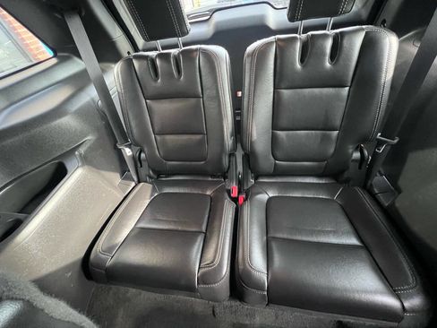 Used 2018 Ford Explorer Sport w/ Equipment Group 401A image 10