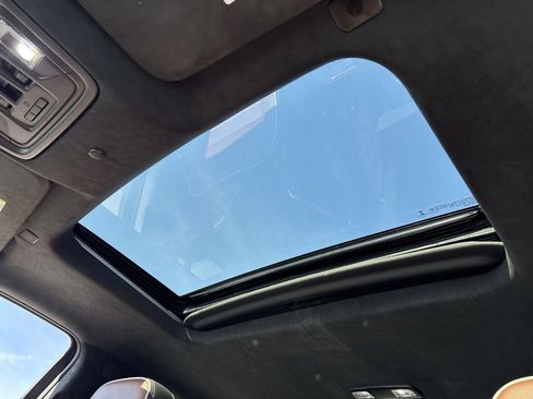 Used 2023 GMC Sierra 1500 Denali Ultimate image 19