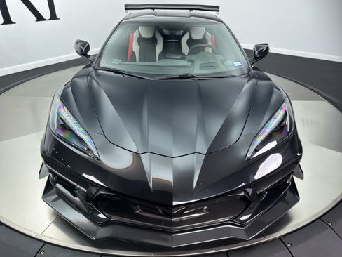 Used 2023 Chevrolet Corvette Stingray Premium Cpe w/ Z51 Performance Package RWD image 17