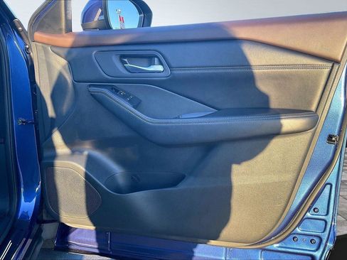 Used 2023 Nissan Rogue SL w/ SL Premium Package image 24