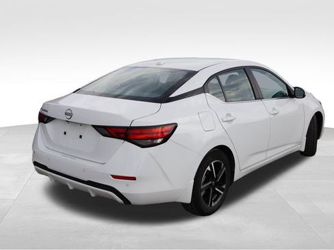 Used 2025 Nissan Sentra SV w/ All-Weather Package FWD image 3