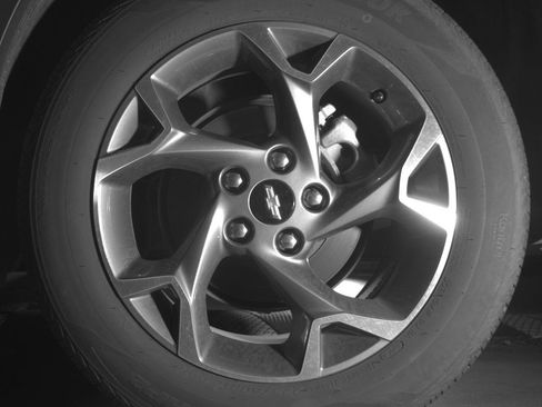 Used 2025 Chevrolet Trax LT FWD image 14
