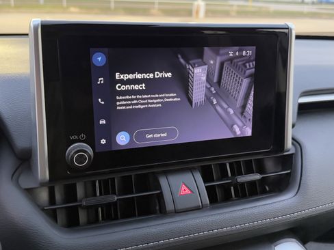 Used 2024 Toyota RAV4 XLE w/ Convenience Package image 17