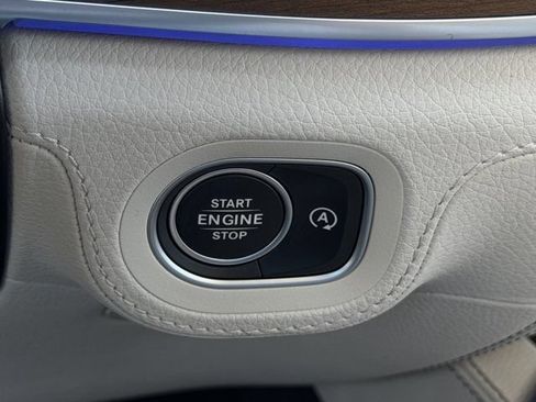 Used 2026 Mercedes-Benz GLS 580 4MATIC image 24