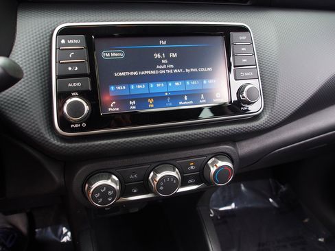 Used 2023 Nissan Kicks S FWD image 24