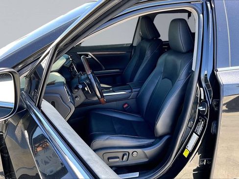 Used 2021 Lexus RX 350L FWD w/ Premium Package image 3