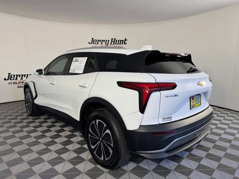 Used 2024 Chevrolet Blazer EV LT AWD/4WD image 8