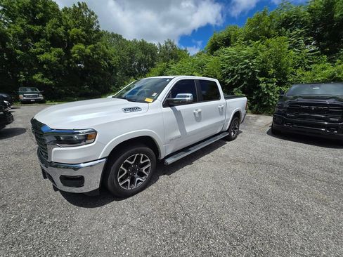 Used 2025 RAM 1500 Laramie w/ Bed Utility Group AWD/4WD image 2