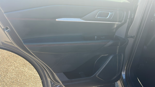 Certified 2025 Ford Explorer ST-Line AWD/4WD image 15