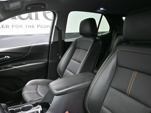 Used 2024 Chevrolet Equinox Premier FWD image 16