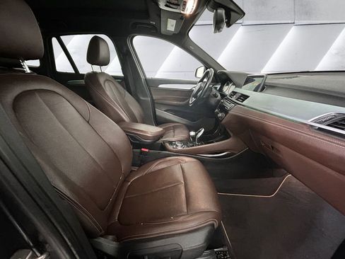 Used 2021 BMW X1 sDrive28i w/ Convenience Package image 13