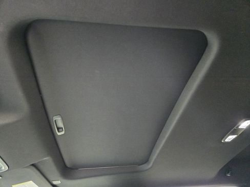 Used 2024 Chevrolet Silverado 2500 High Country w/ High Country Premium Package image 21