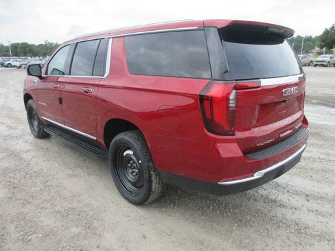 New 2026 GMC Yukon XL Elevation w/ Elevation Premium Package AWD/4WD image 6