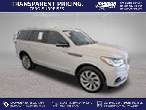 Used 2023 Lincoln Navigator Reserve AWD/4WD image 1