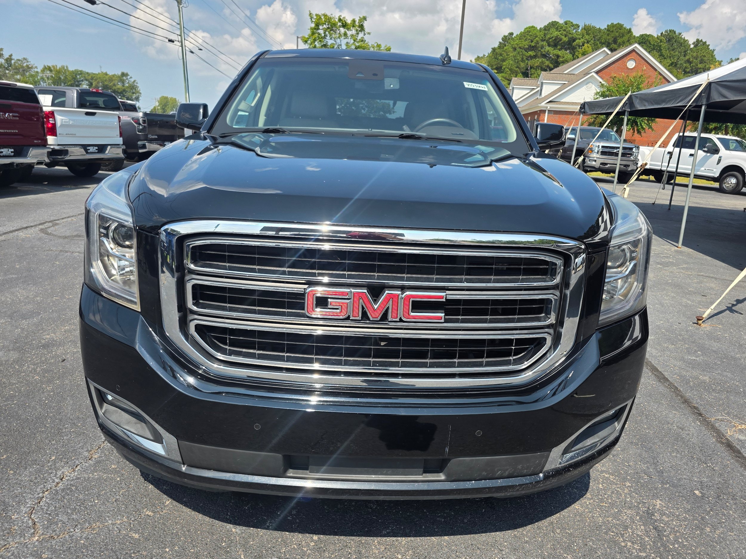 Used 2017 GMC Yukon SLT w/ Open Road Package RWD image 2