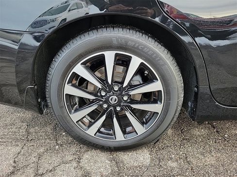 Used 2018 Nissan Altima 2.5 SL w/ 2.5 SL Technology Package image 6