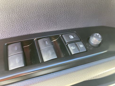 Certified 2026 Toyota Camry SE image 15