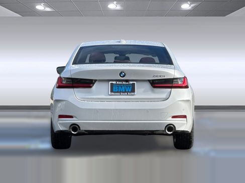 Used 2026 BMW 330i Sedan w/ Premium Package RWD image 9