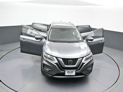 Used 2019 Nissan Rogue SV w/ Sun & Sound Touring Package image 46