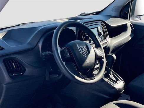 Used 2022 RAM ProMaster City Wagon image 9