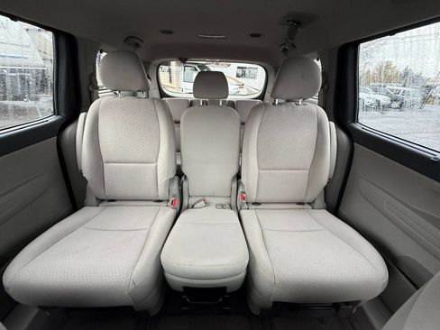 Used 2016 Kia Sedona LX w/ Option Group 020 image 19