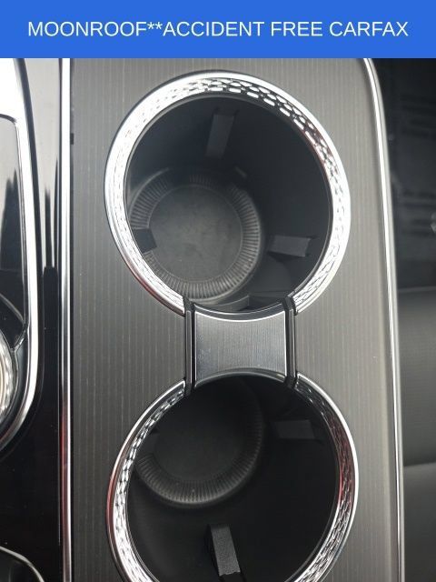 Used 2024 Cadillac Lyriq Sport RWD image 41