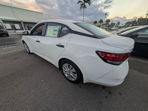 New 2025 Nissan Sentra S image 9