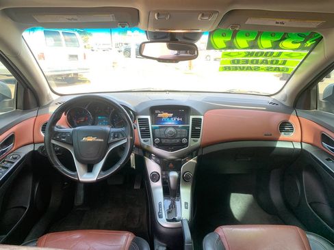 Used 2014 Chevrolet Cruze LT w/ RS Package image 12