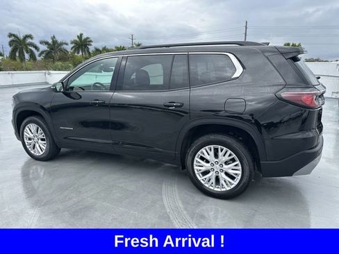 Used 2024 GMC Acadia Elevation image 32
