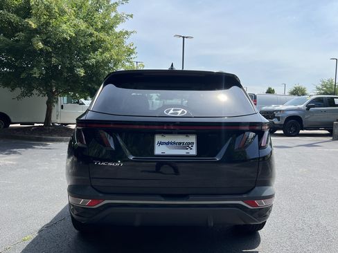Used 2022 Hyundai Tucson SEL w/ Convenience + Premium Package FWD image 8