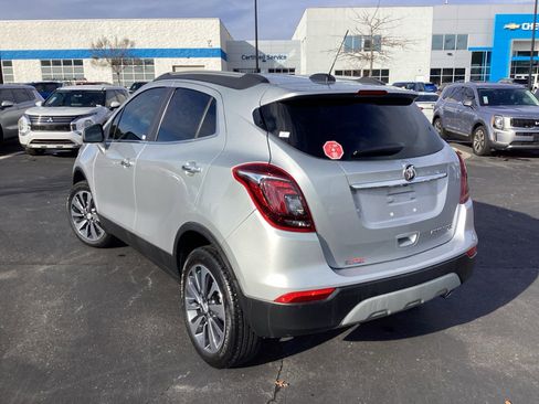 Used 2022 Buick Encore Preferred w/ Safety Package image 3